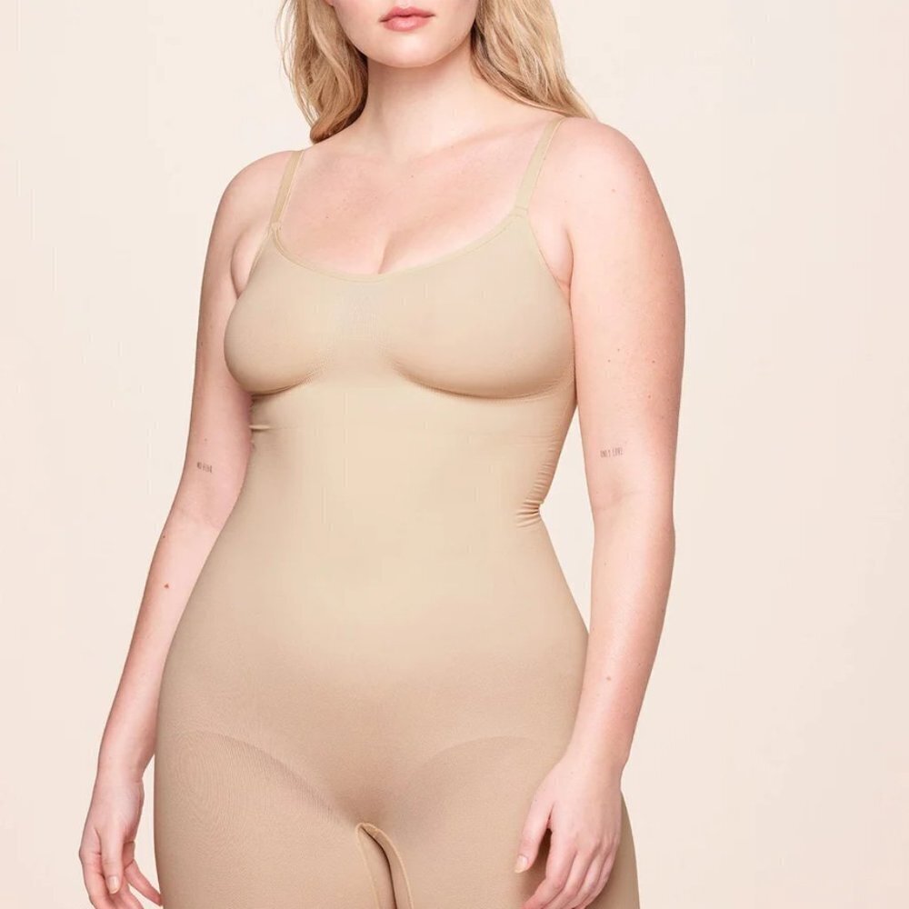 NWT Nueskin Shapewear Bodysuit Mid Thigh Womens Size S Dawn Slimming Compression